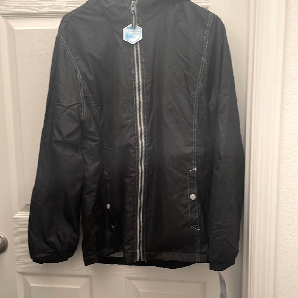 Outerwear black water/wind resistant jacket unisex size small